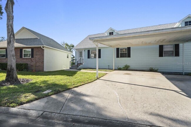 Building Photo - 6634 Hickorywood Ln