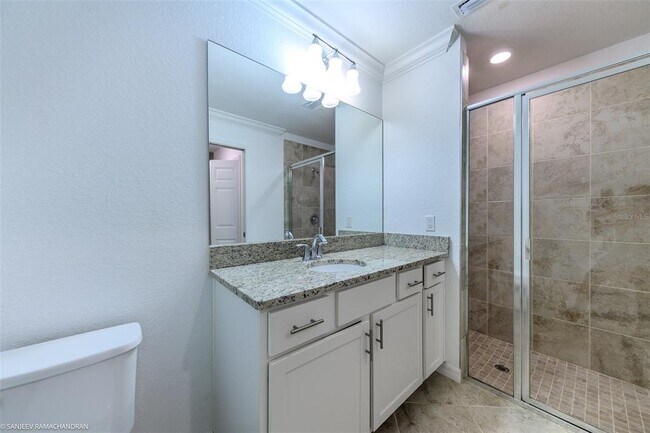 Building Photo - 14091 Heritage Landing Blvd