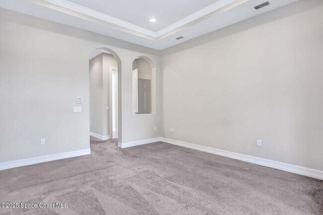 Building Photo - 6565 Arroyo Dr