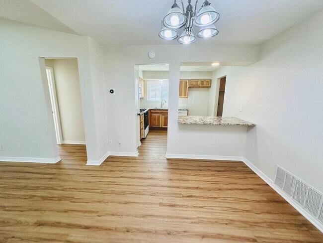 Building Photo - MOVE IN SPECIAL!!! - Updated 3-Bed Home wi...