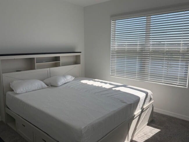 Building Photo - 3440 Ivy Holw Dr