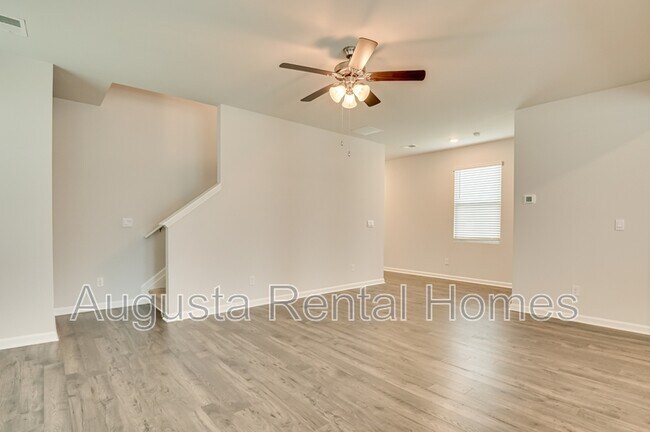 Building Photo - 1414 Deer Hollow Run