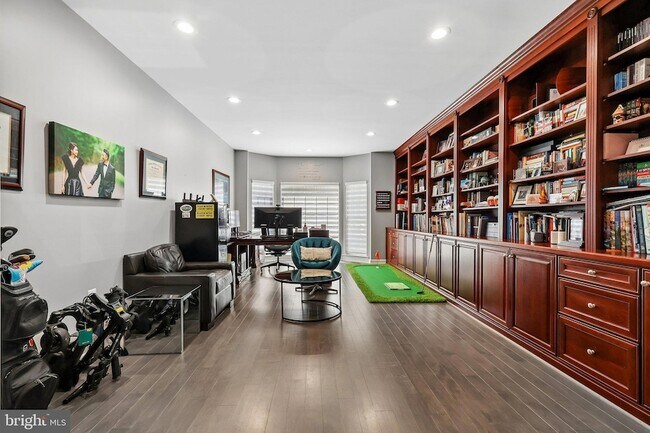 Building Photo - 13677 Sweet Woodruff Ln
