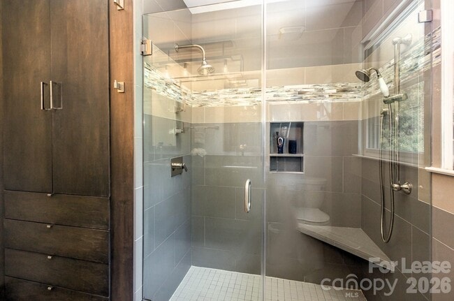 Building Photo - 418 Olmsted Park Pl