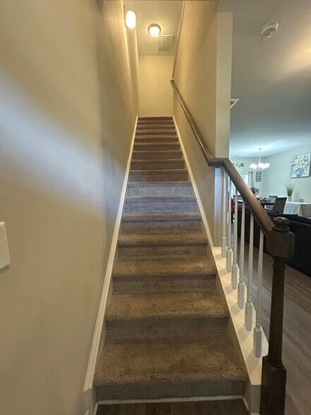 Building Photo - 139 Hunters Grove Dr