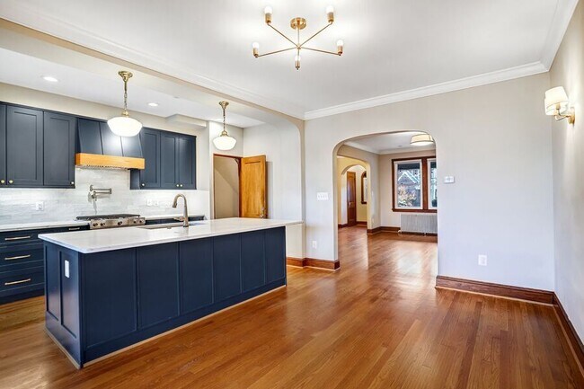 Building Photo - 5012 3rd St NW