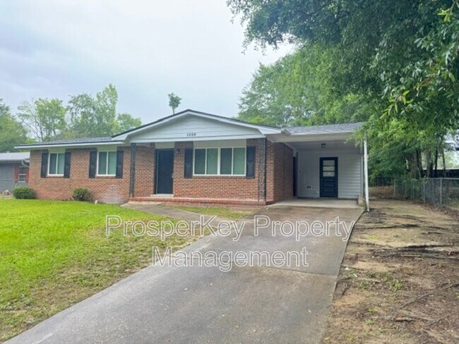 Building Photo - 1526 Barcelona Dr