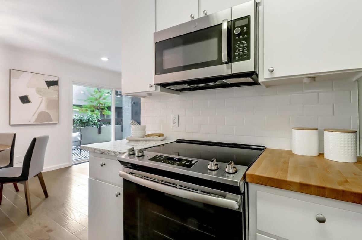 Building Photo - 307 Tradewinds Dr