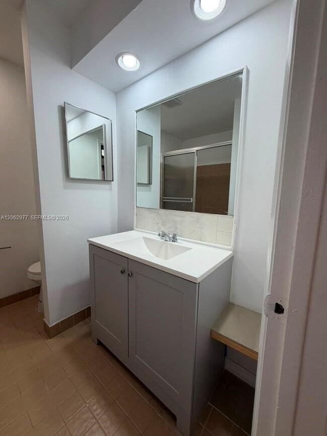 Building Photo - 4045 SW 68th Way