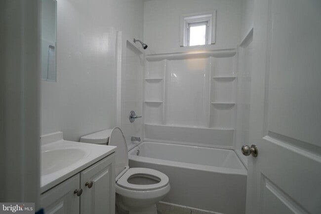 Building Photo - 2410 Wharton St
