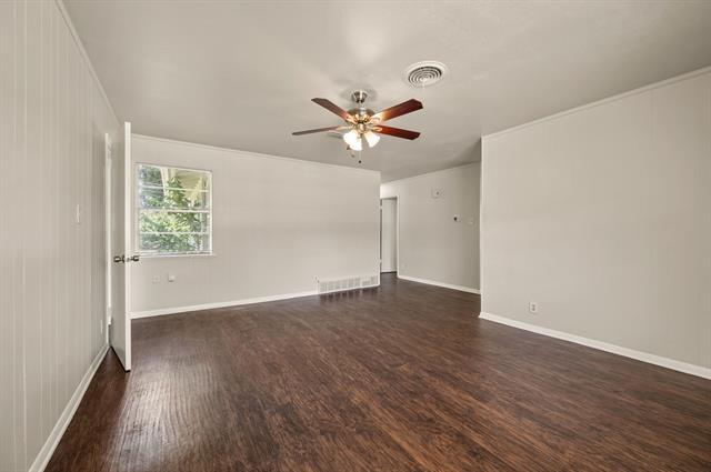 Building Photo - 5213 Santa Rosa Dr