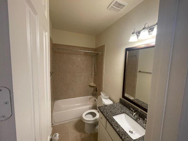Building Photo - 3903 Birch Vale Ln