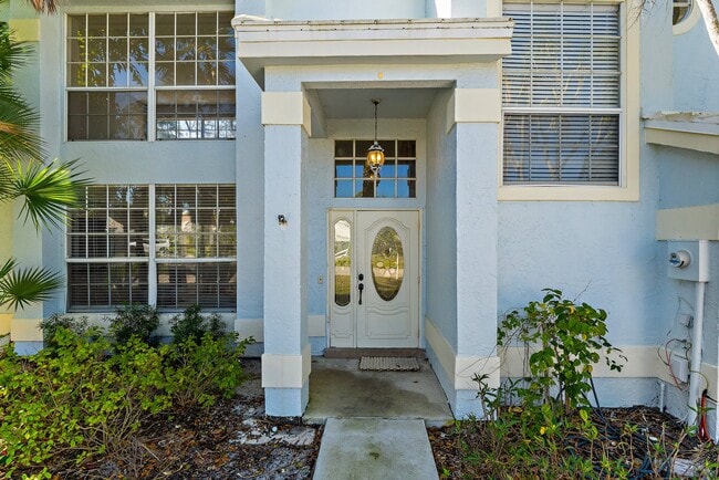 Building Photo - 18213 SE Fairview Cir