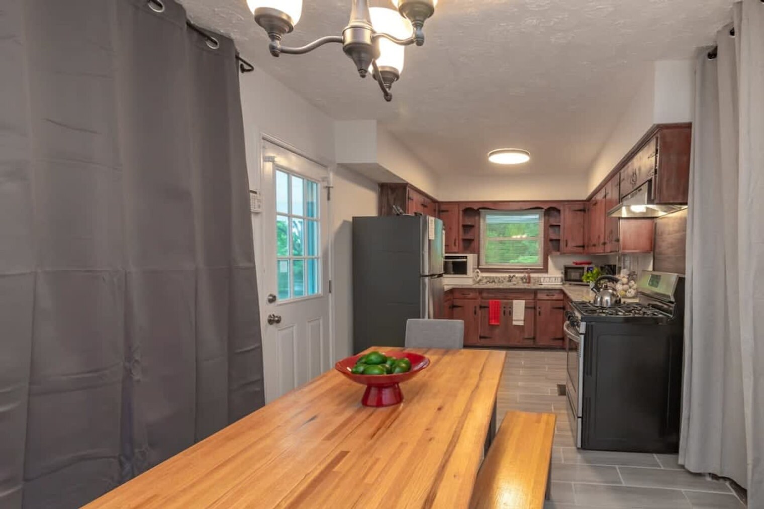 Building Photo - 1529 Brazil Ave