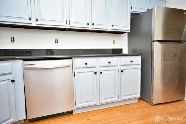 Building Photo - 25 Goodwin Dr