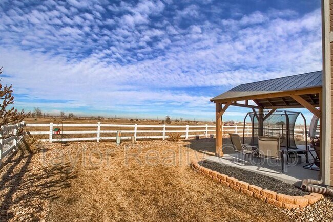 Building Photo - 2273 Saddle Back Ct