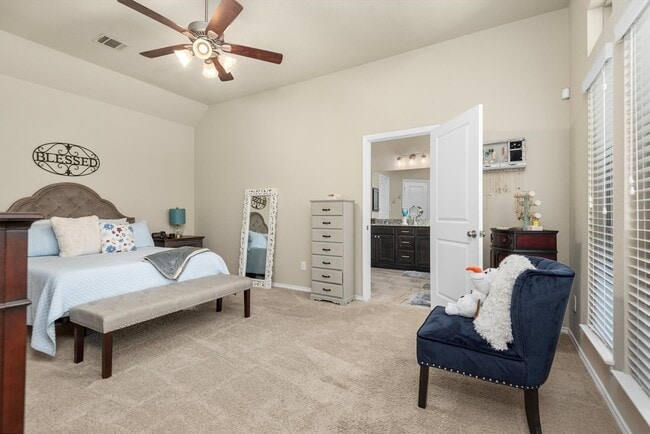 Building Photo - 19122 Panther Cave Ct