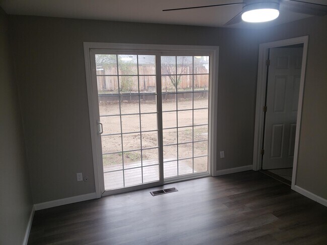 Building Photo - 817 Stafford Way