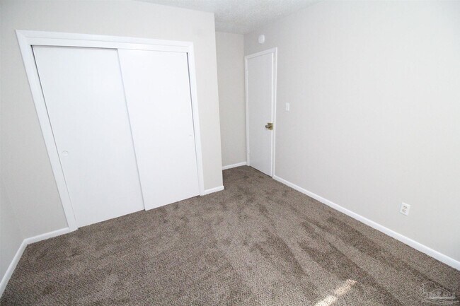 Building Photo - 1447 E Burgess Rd
