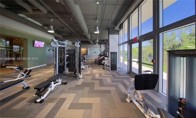 Building Photo - 16385 Biscayne Blvd