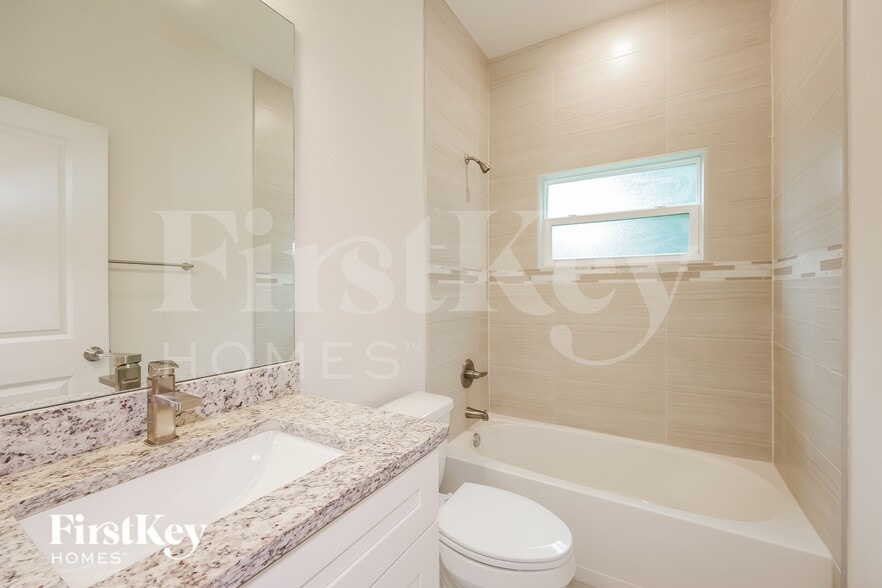 Building Photo - 4451 Sargon Ave