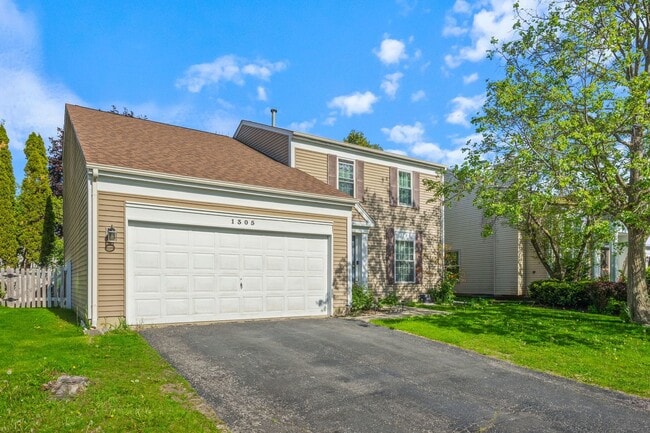 Building Photo - 1305 S Paddock Dr