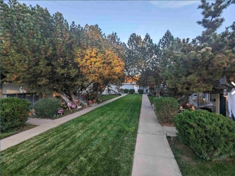 Building Photo - 5390 S 2000 W