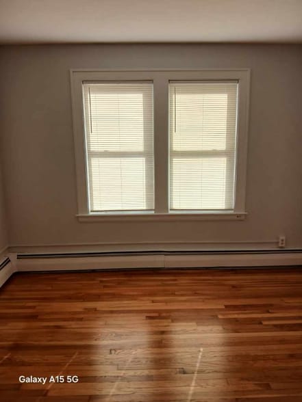 Building Photo - 168-170 Oak St