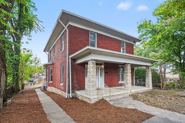 Building Photo - 617 Shelby Ave