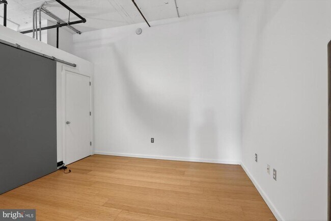 Building Photo - 1714 Memphis St