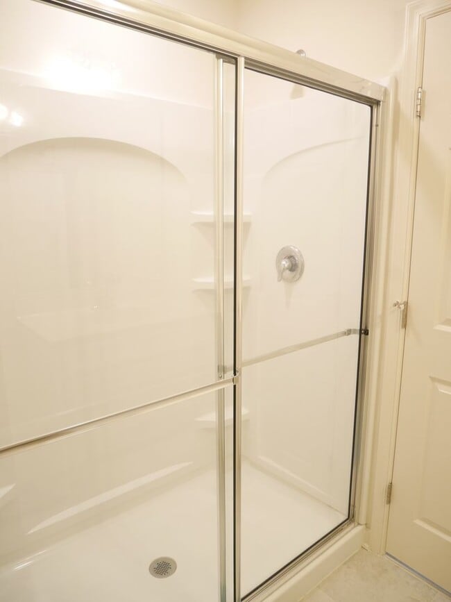 Building Photo - Stunning 3 Bedroom Townhouse Easton, MD