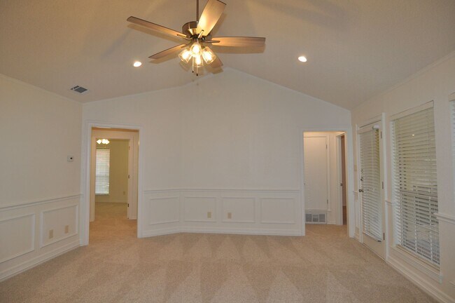 Building Photo - Great 4-2.5-2 in Colleyville, GCISD!