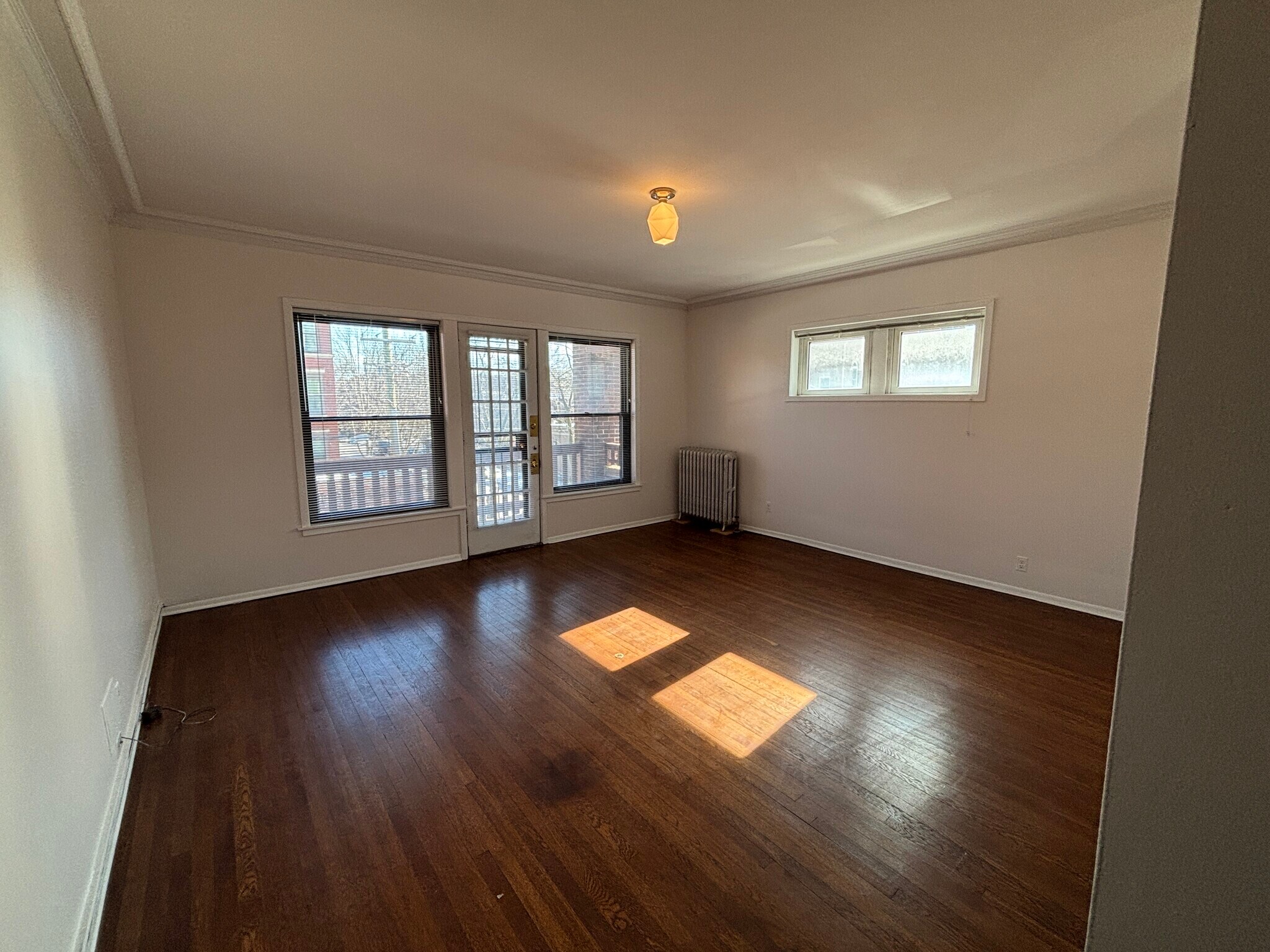 Building Photo - 5141 S Ellis Ave
