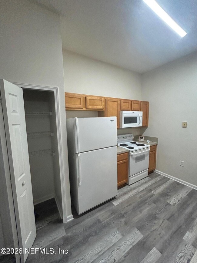 Building Photo - 6063 Maggies Cir