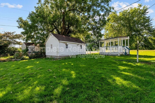 Building Photo - 6605 Barken Ave