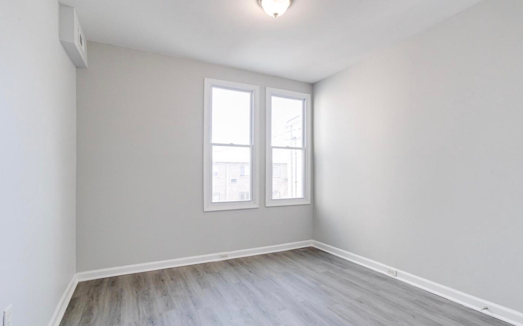 Building Photo - 3007 Oakley Ave