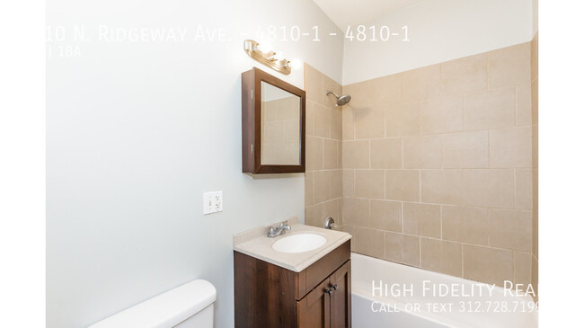 Building Photo - 4810 N Ridgeway Ave
