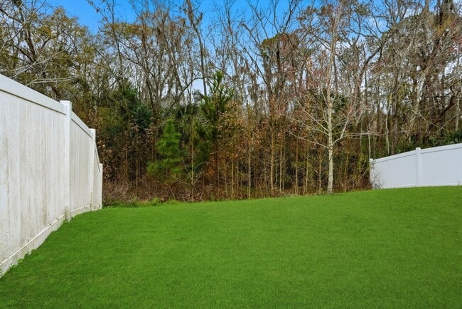 Building Photo - 7862 Meadow Walk Ln