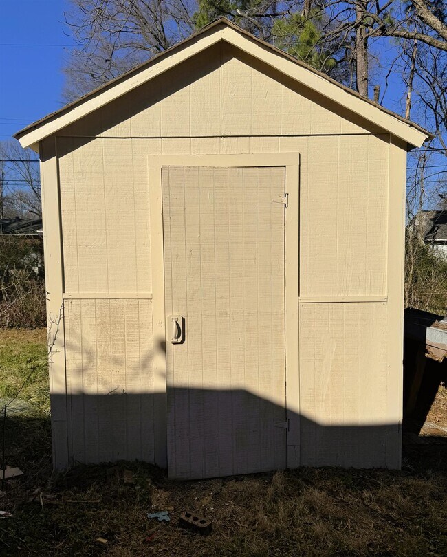 Building Photo - 4956 Owen Rd