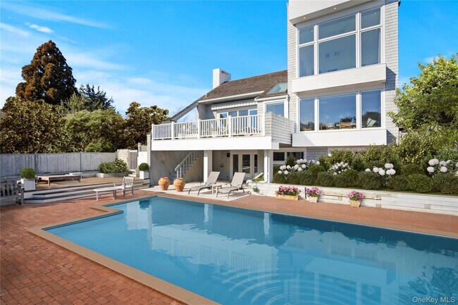 Building Photo - 61 Seabreeze Ln