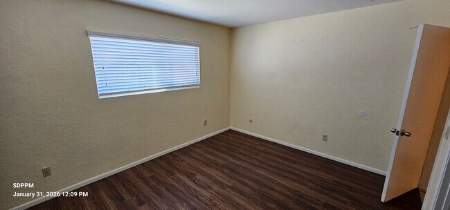 Building Photo - MIRA MESA / SAN DIEGO - Nice 4 Bedroom / 2 Bath House.  AVAILABLE NOW!!