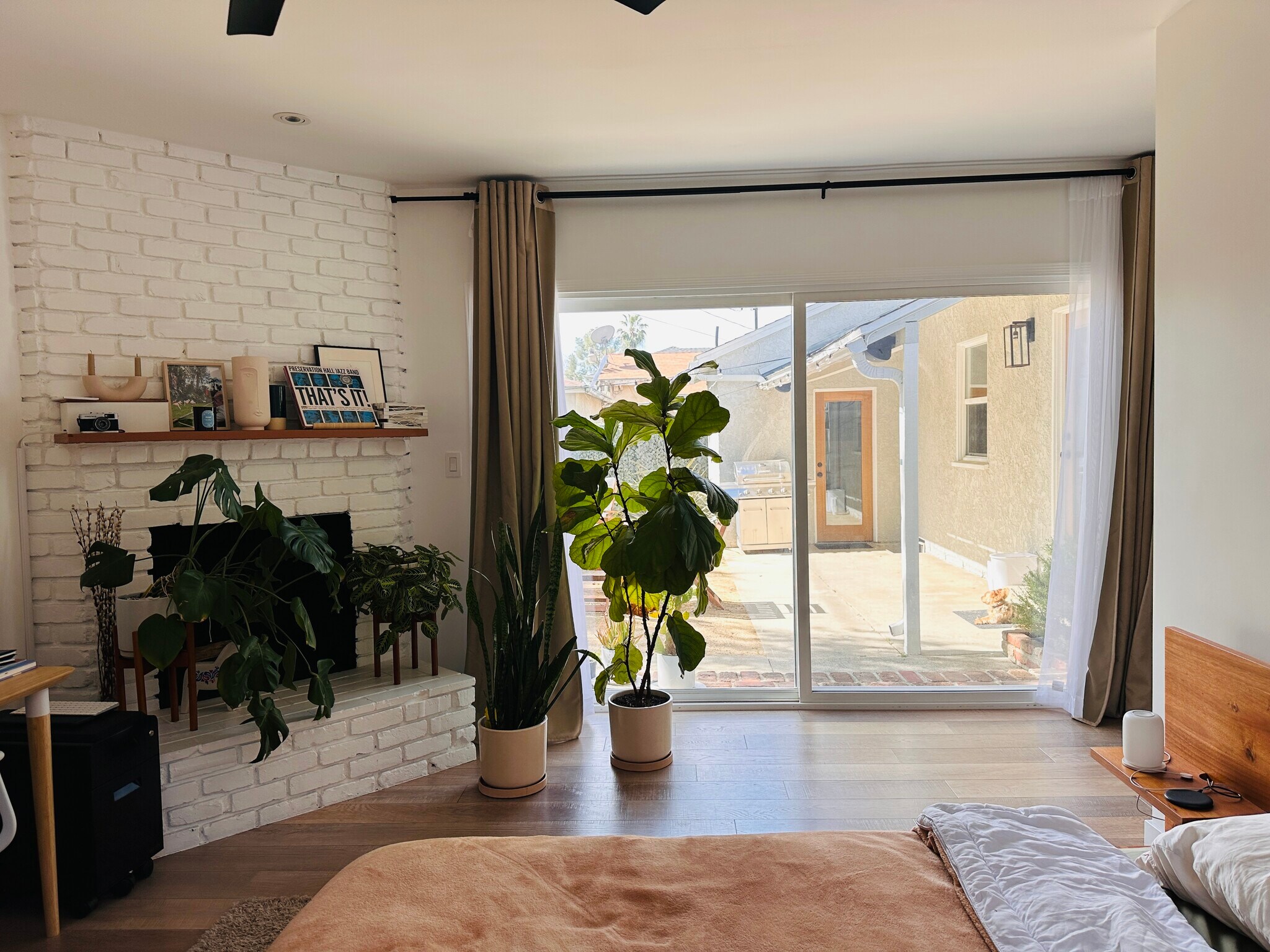 Building Photo - 2460 Glenrose Ave