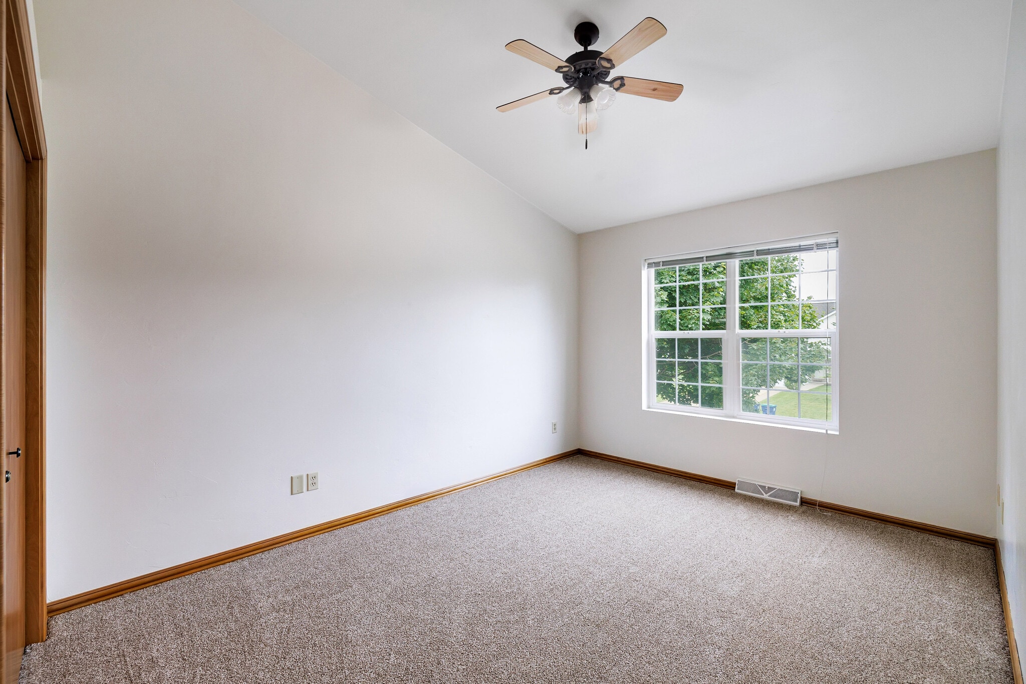 Building Photo - 212 Cavil Way