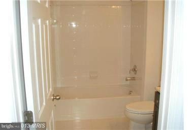 Building Photo - 1709 Taymount Terrace NE