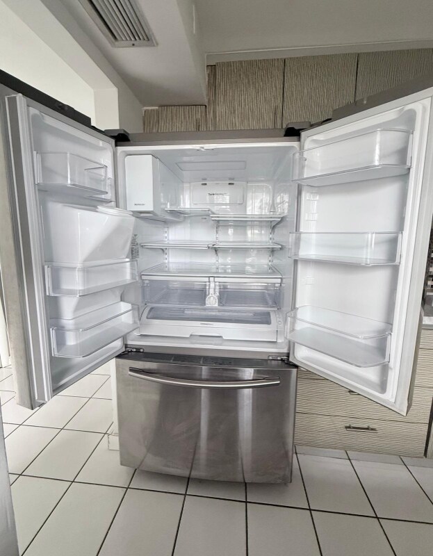 Building Photo - 1601 NE 191st St