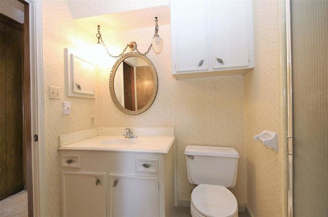 Building Photo - 10615 Windriver Dr