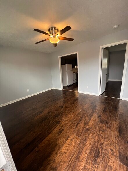 Building Photo - 6433 Applecross Ave
