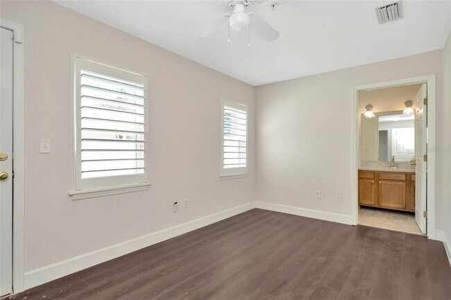Building Photo - 3213 Marcellus Cir