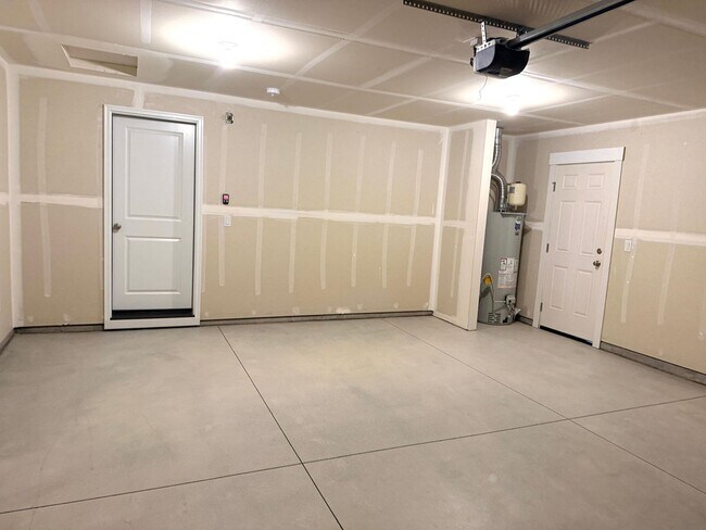 Building Photo - Newly Built 3-Bedroom with Fenced Back Yard