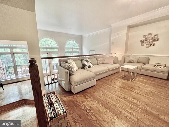 Building Photo - 4005 Mansion Dr NW